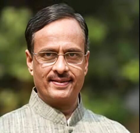 Dinesh Sharma at Metaphor Lucknow Litfest
