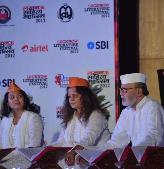 Attendees and speakers wearing traditional caps gathered at the 2017 festival